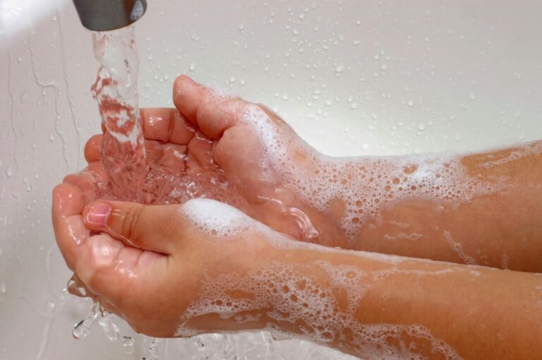 DIY Natural Liquid Hand Soap