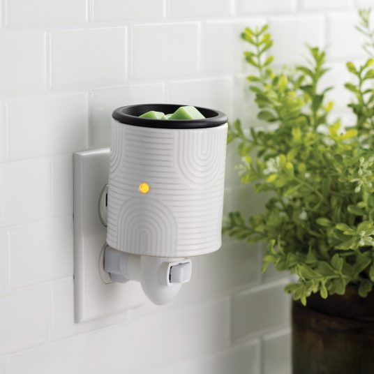 Candle Warmers Etc: Arch Deco Flip Dish Pluggable Fragrance Warmer - Image 3